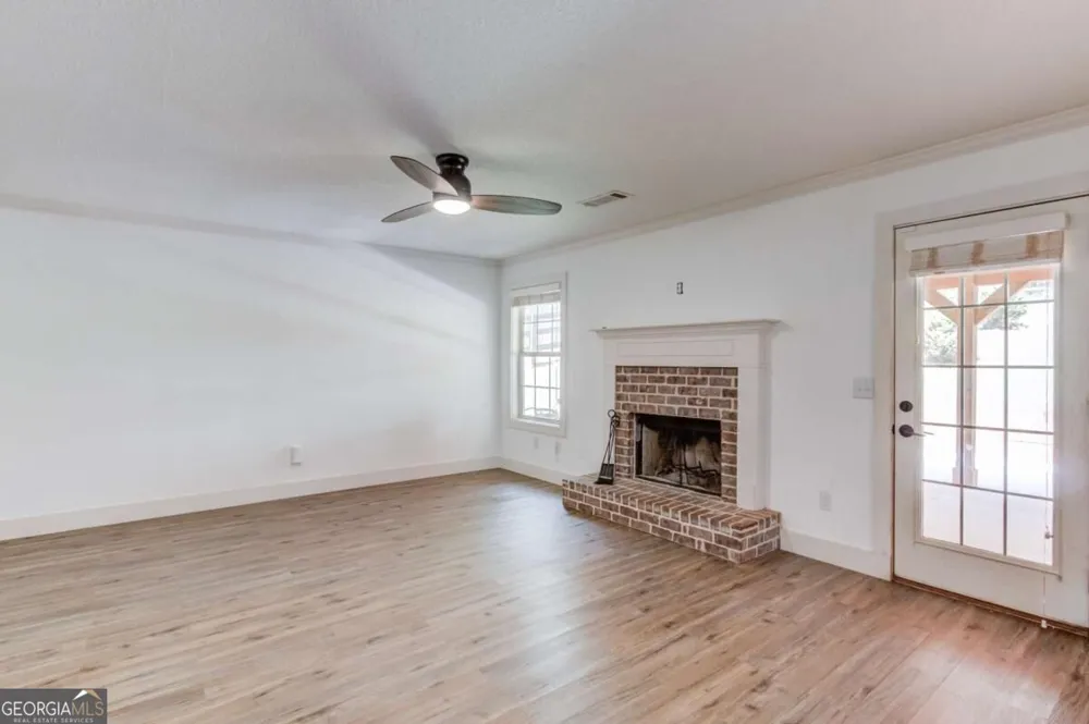 731 Peachtree RD Jefferson, GA 30549