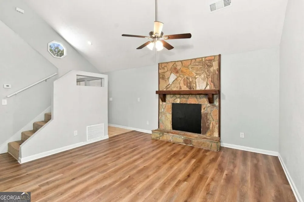 4165 Little SPGS NW Kennesaw, GA 30144