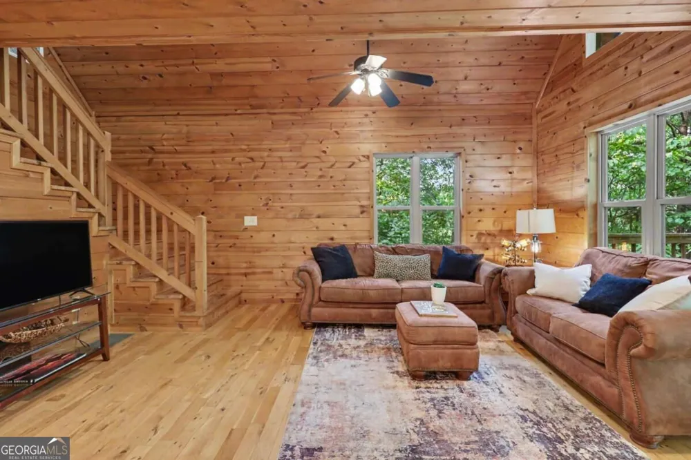 482 High ST Young Harris, GA 30582