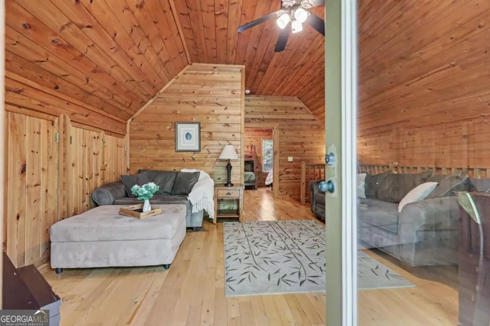 482 High ST Young Harris, GA 30582