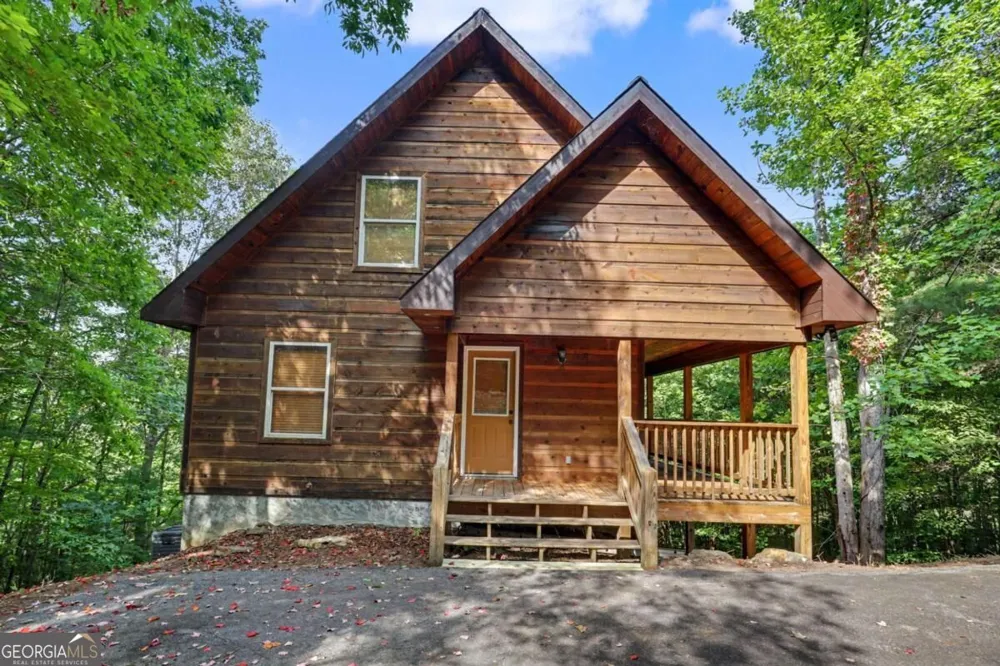 482 High ST Young Harris, GA 30582
