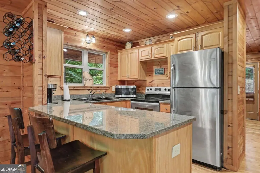 482 High ST Young Harris, GA 30582