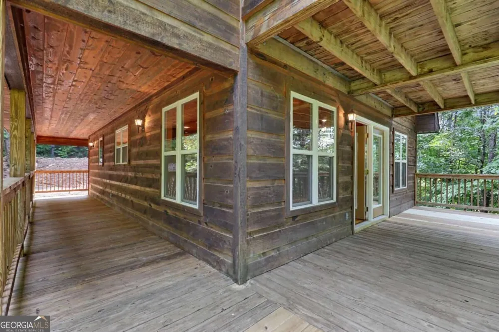 482 High ST Young Harris, GA 30582