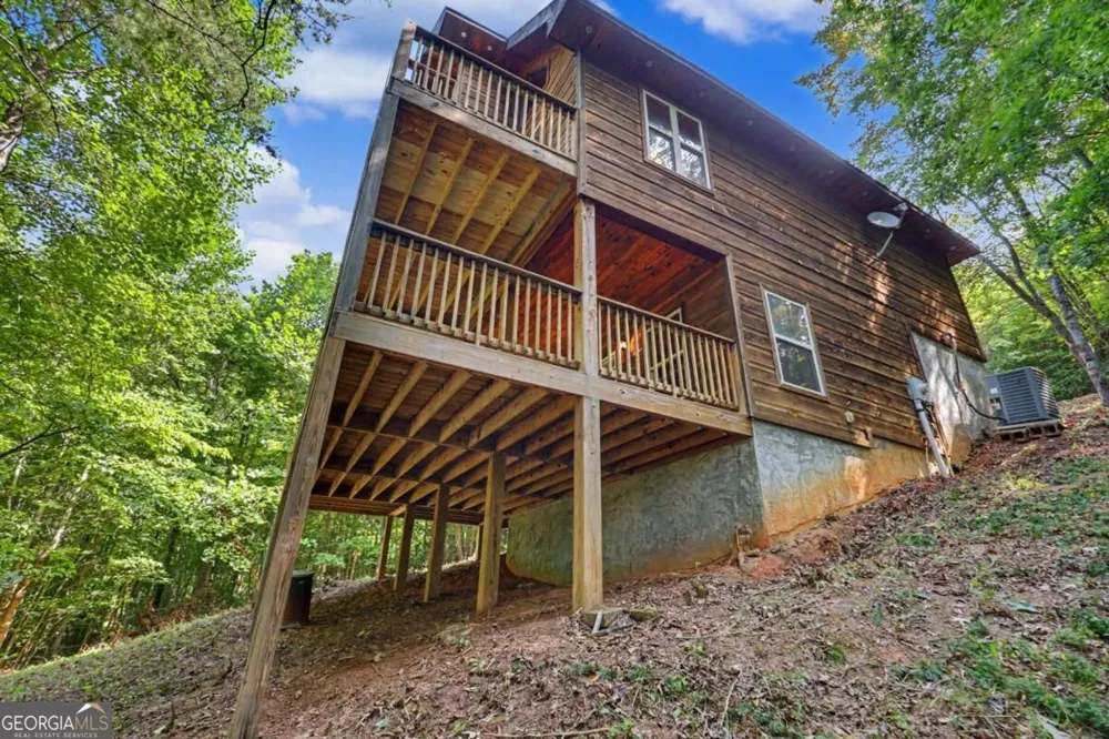482 High ST Young Harris, GA 30582