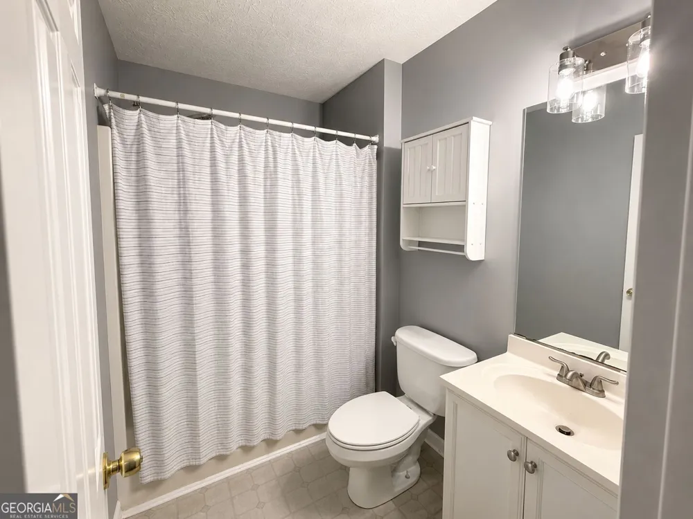176 Deerfield DR Hiram, GA 30141