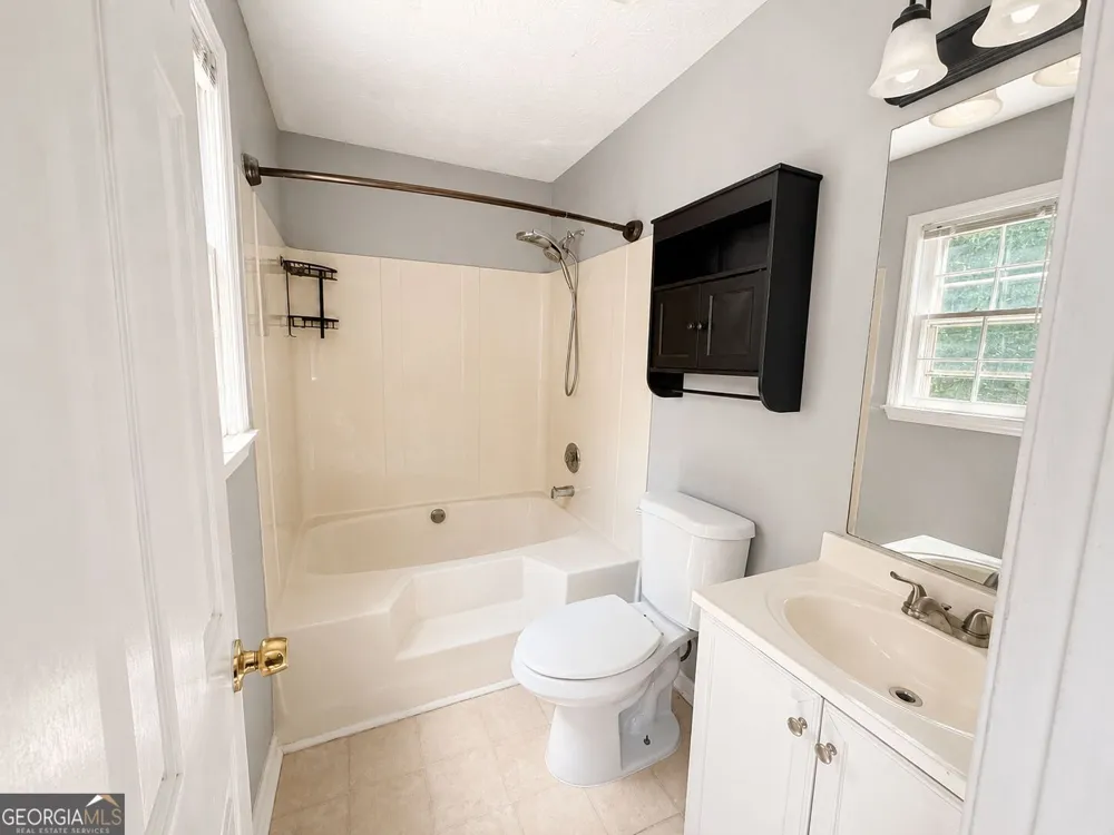 176 Deerfield DR Hiram, GA 30141