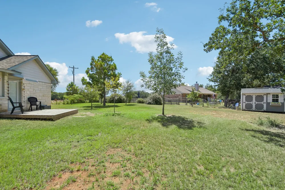 596 Pleasant Grove Loop Elgin, TX 78621