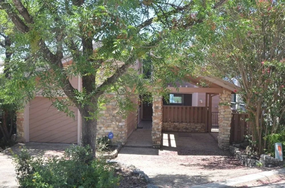 4603 Twin Valley Circle Austin, TX 78731
