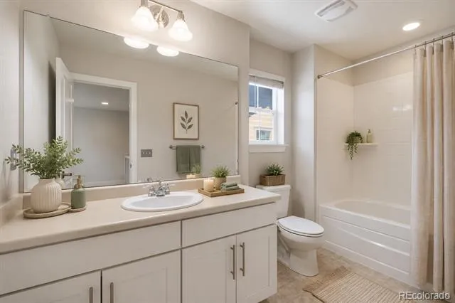 8076 E 53rd Drive Denver, CO 80238