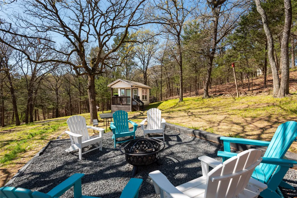 251 Queens Drive Pottsboro, TX 75076
