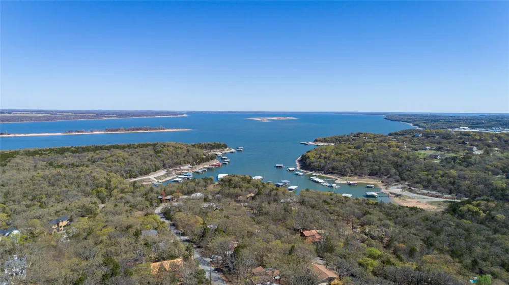251 Queens Drive Pottsboro, TX 75076
