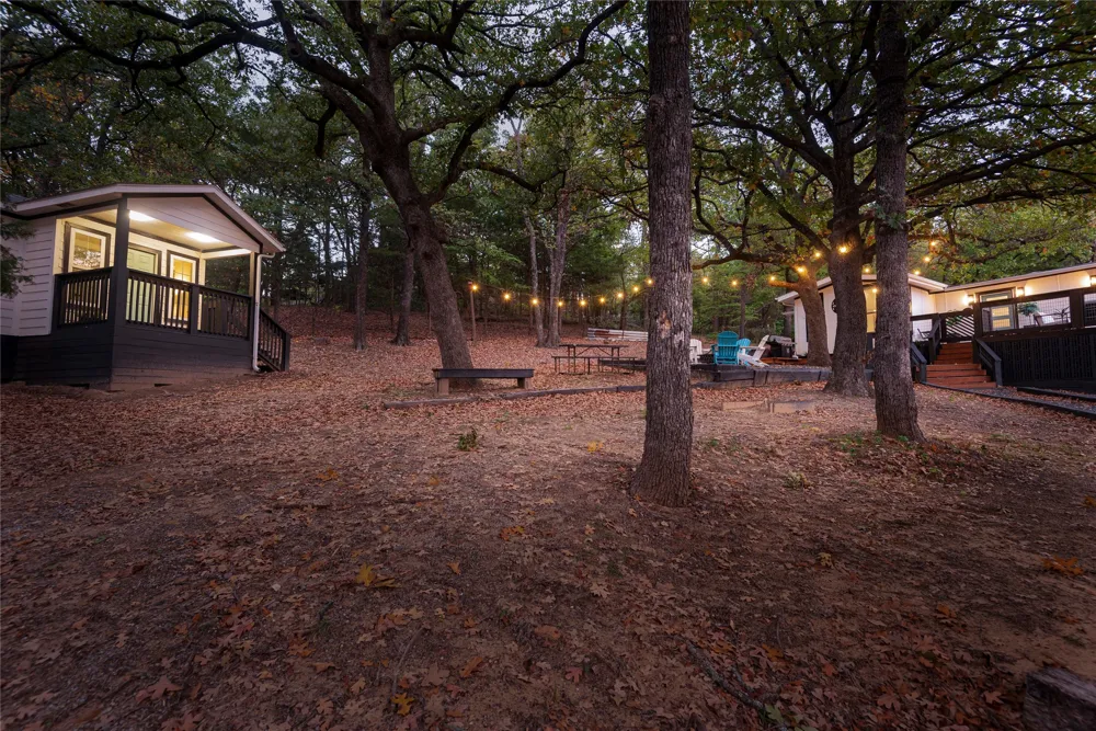 251 Queens Drive Pottsboro, TX 75076