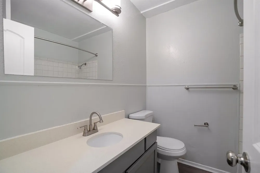 307 Rose Street #309-D Arlington, TX 76010