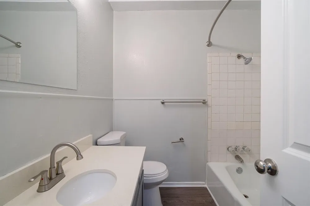 307 Rose Street #309-D Arlington, TX 76010