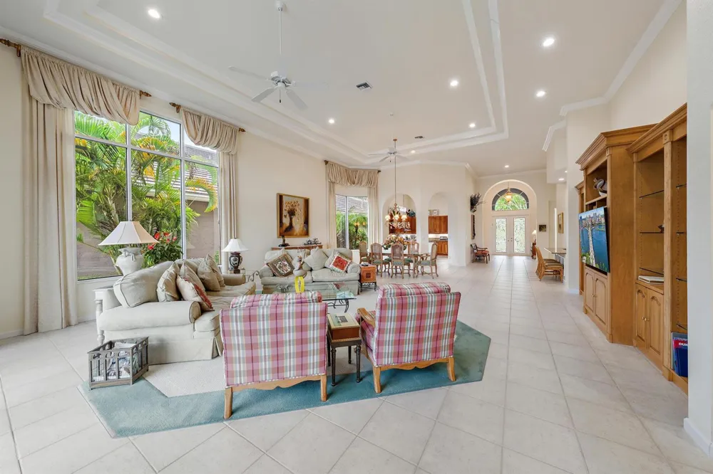 7960 Sandhill Court West Palm Beach, FL 33412