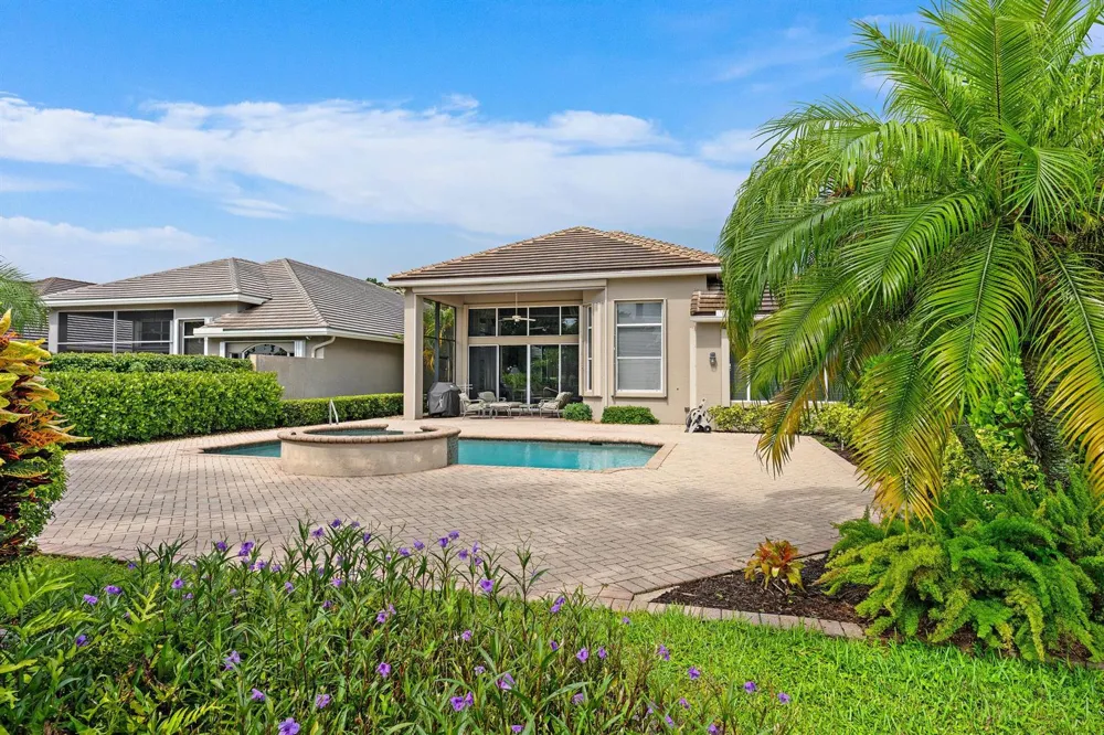 7960 Sandhill Court West Palm Beach, FL 33412
