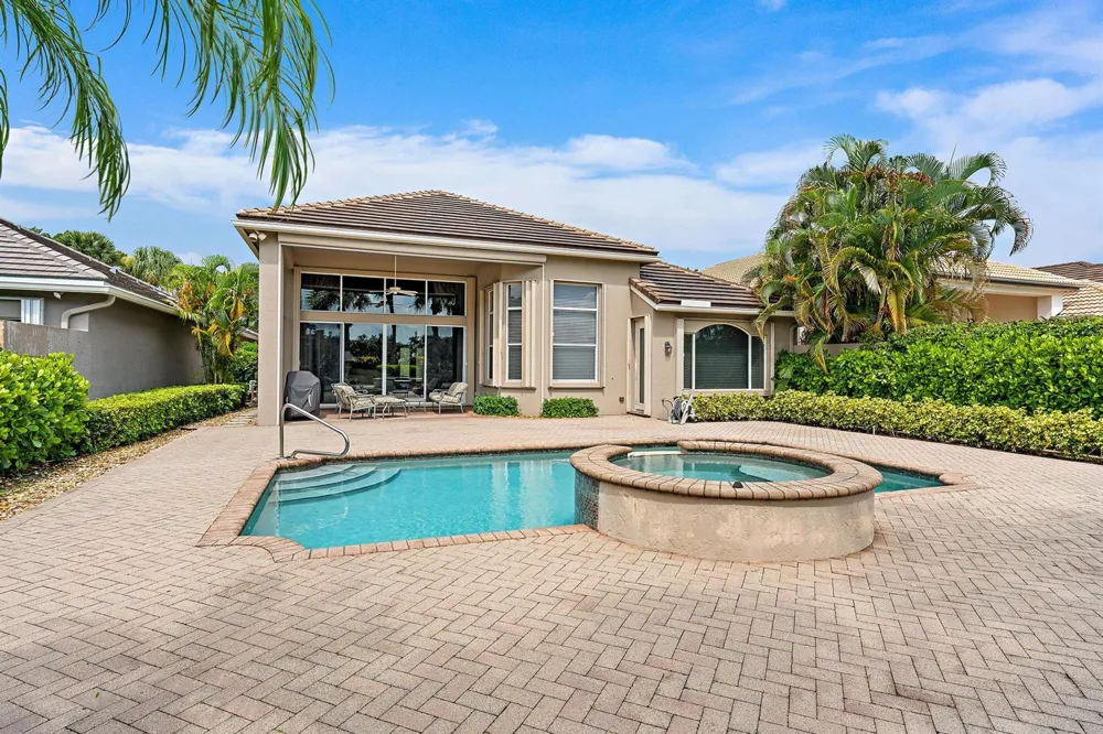 7960 Sandhill Court West Palm Beach, FL 33412