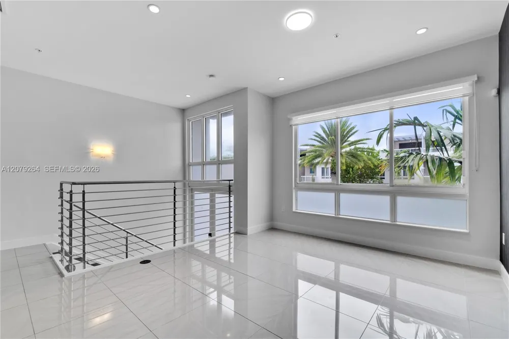 10517 NW 66th St Doral, FL 33178