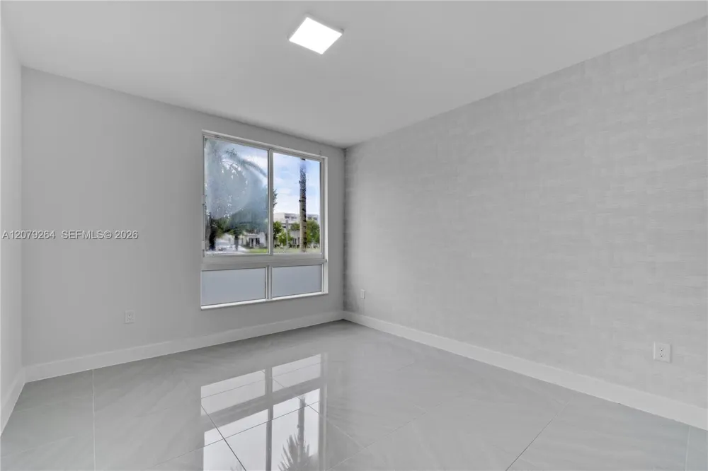 10517 NW 66th St Doral, FL 33178