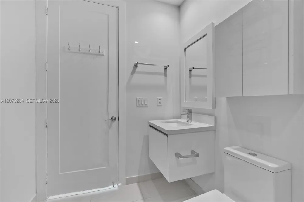 10517 NW 66th St Doral, FL 33178
