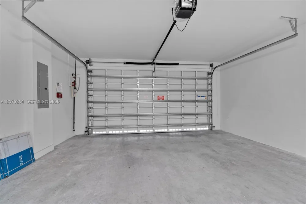 10517 NW 66th St Doral, FL 33178