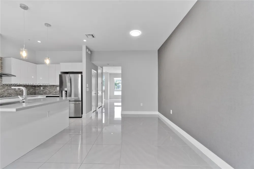 10517 NW 66th St Doral, FL 33178