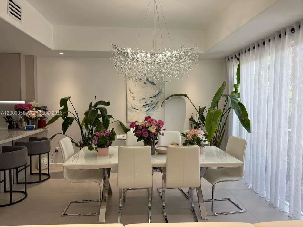 3123 NE 210th St Aventura, FL 33180