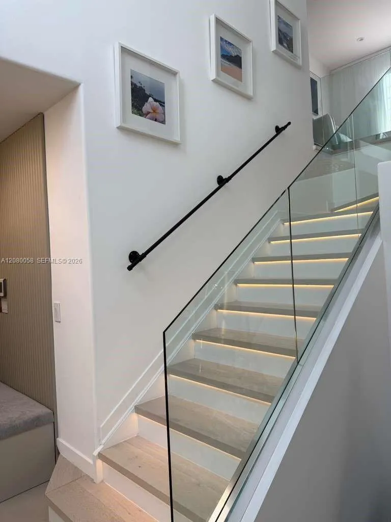 3123 NE 210th St Aventura, FL 33180