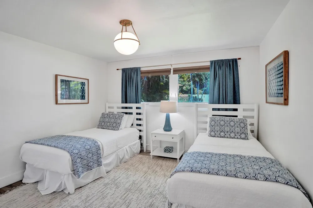 15 HERSEY DRIVE Ocean Ridge, FL 33435