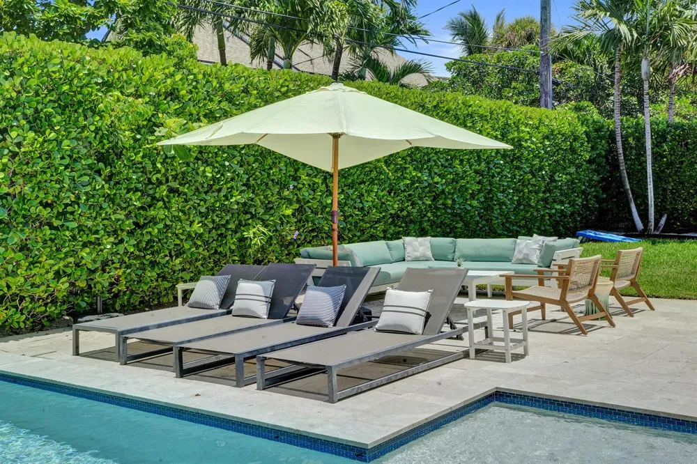 15 HERSEY DRIVE Ocean Ridge, FL 33435