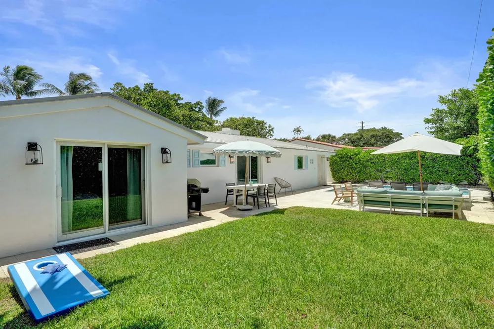 15 HERSEY DRIVE Ocean Ridge, FL 33435