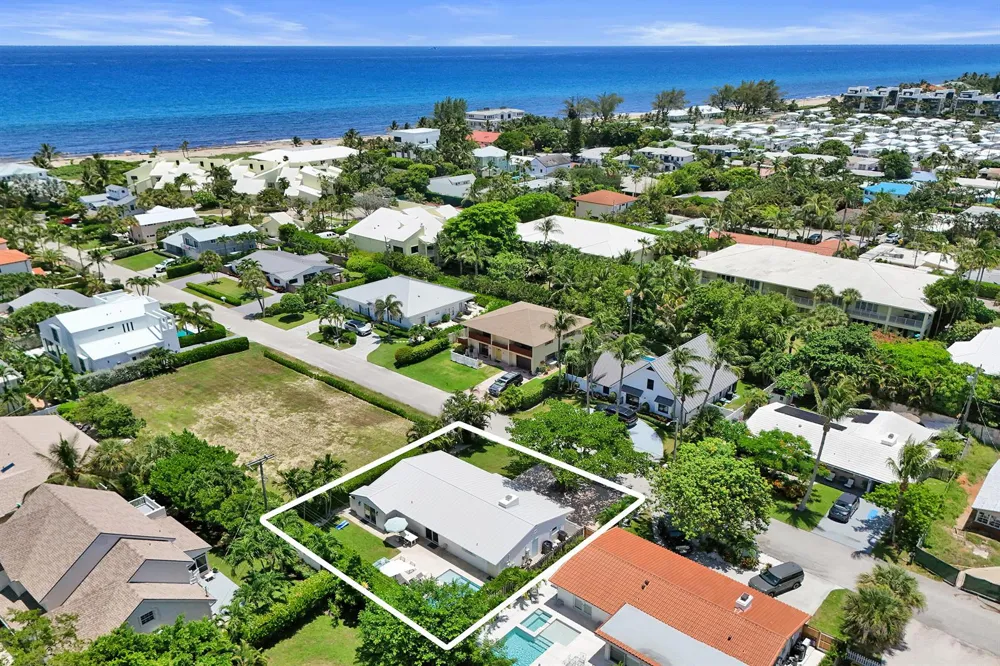 15 HERSEY DRIVE Ocean Ridge, FL 33435