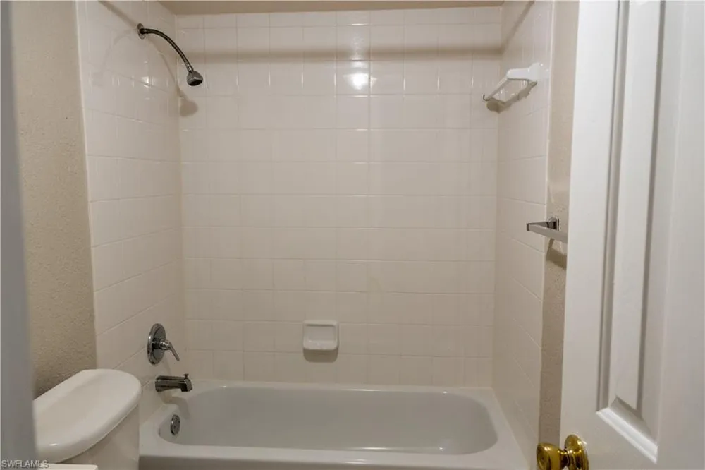 4627 Bayshore Drive #I-4 Naples, FL 34112