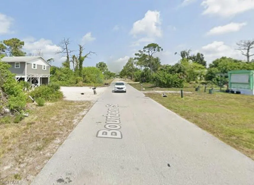 2950 Bourbon Street Englewood, FL 34224