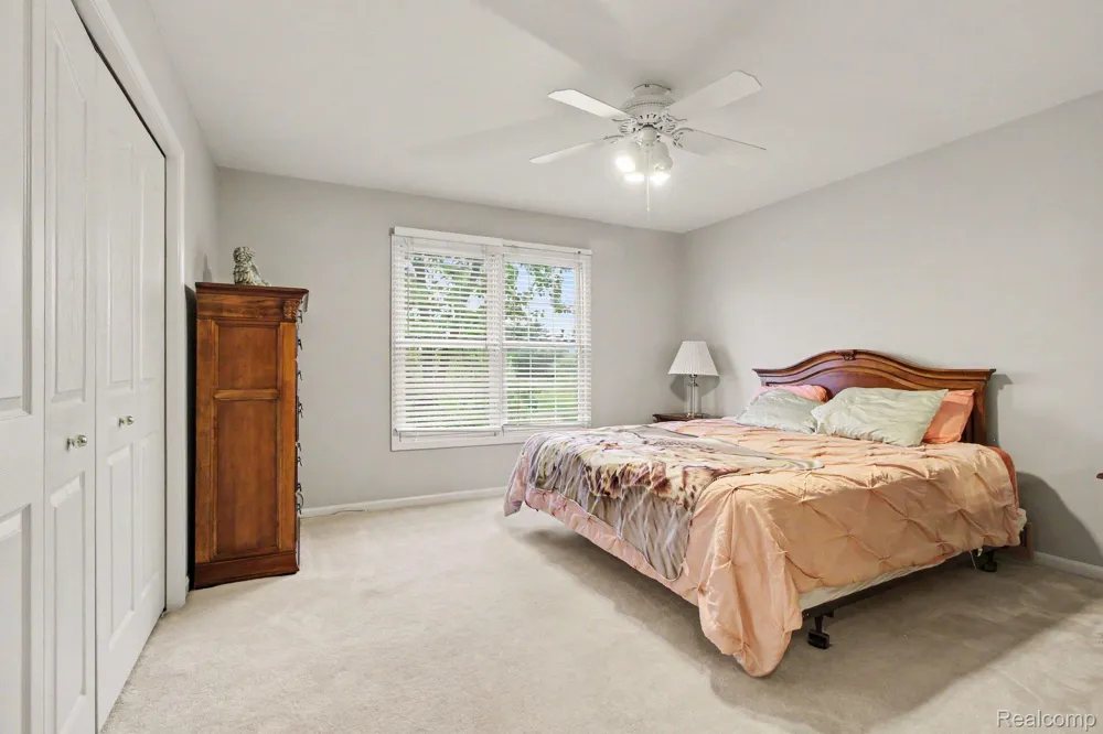 45063 Weymouth Drive Canton Charter Township, MI 48188