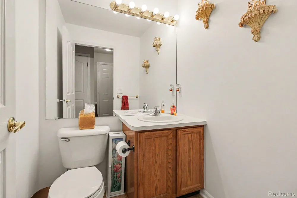 45063 Weymouth Drive Canton Charter Township, MI 48188