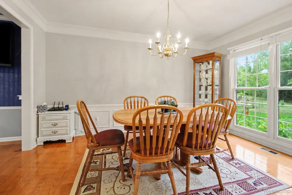 45063 Weymouth Drive Canton Charter Township, MI 48188