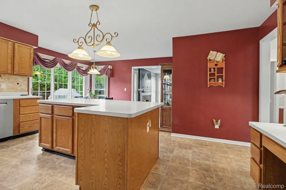 45063 Weymouth Drive Canton Charter Township, MI 48188