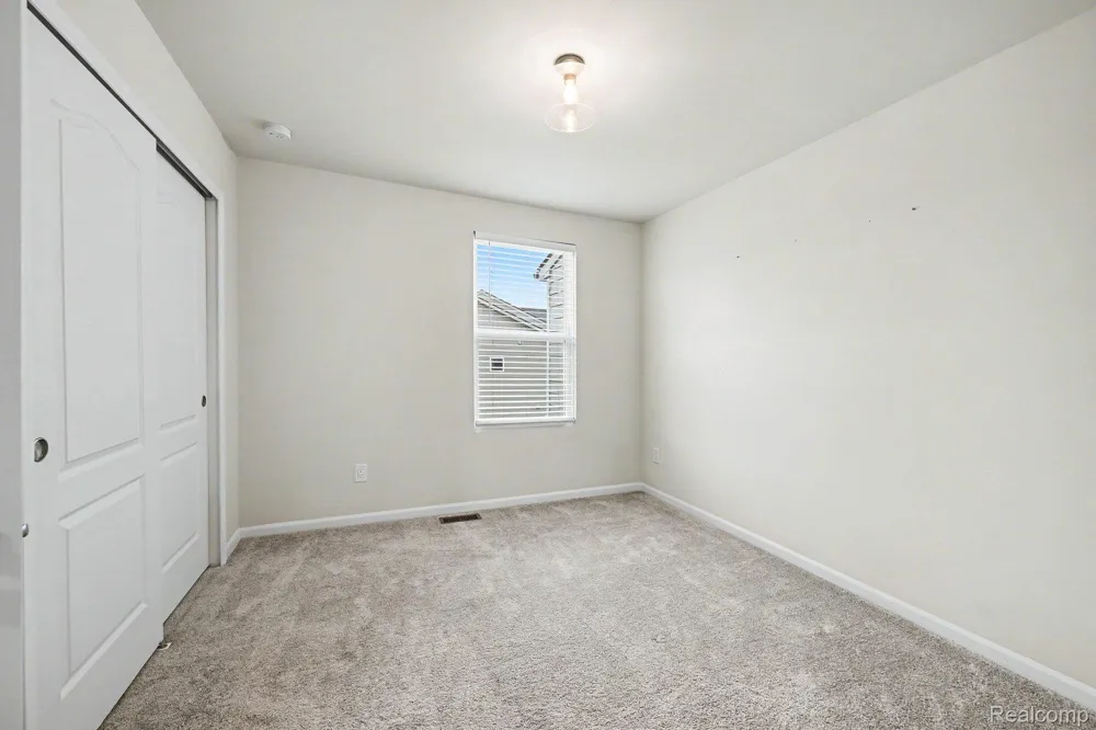 2298 Addison Circle Commerce Charter Township, MI 48390