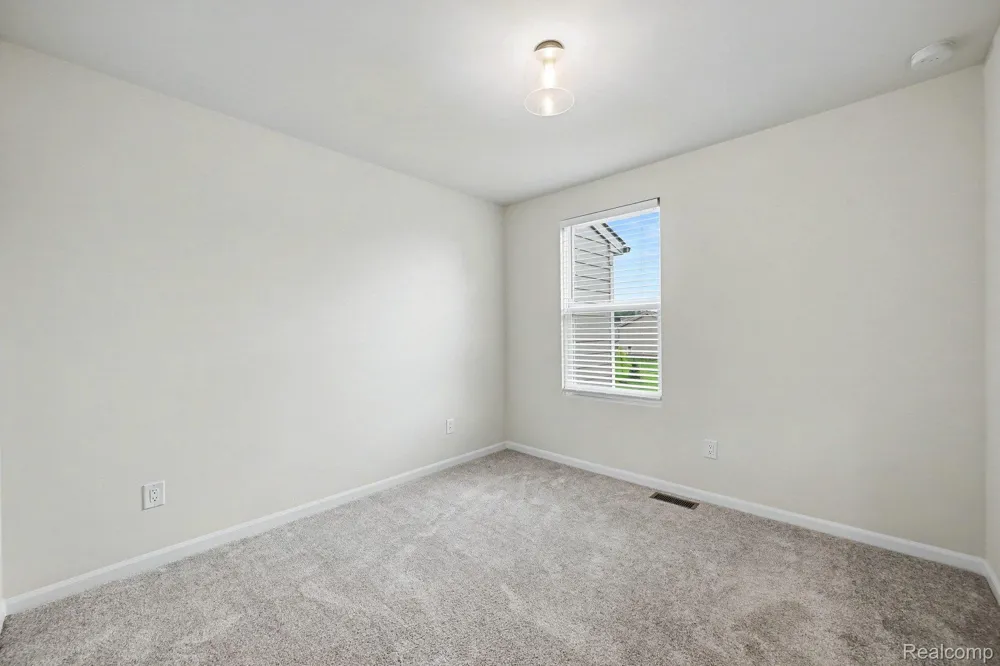2298 Addison Circle Commerce Charter Township, MI 48390