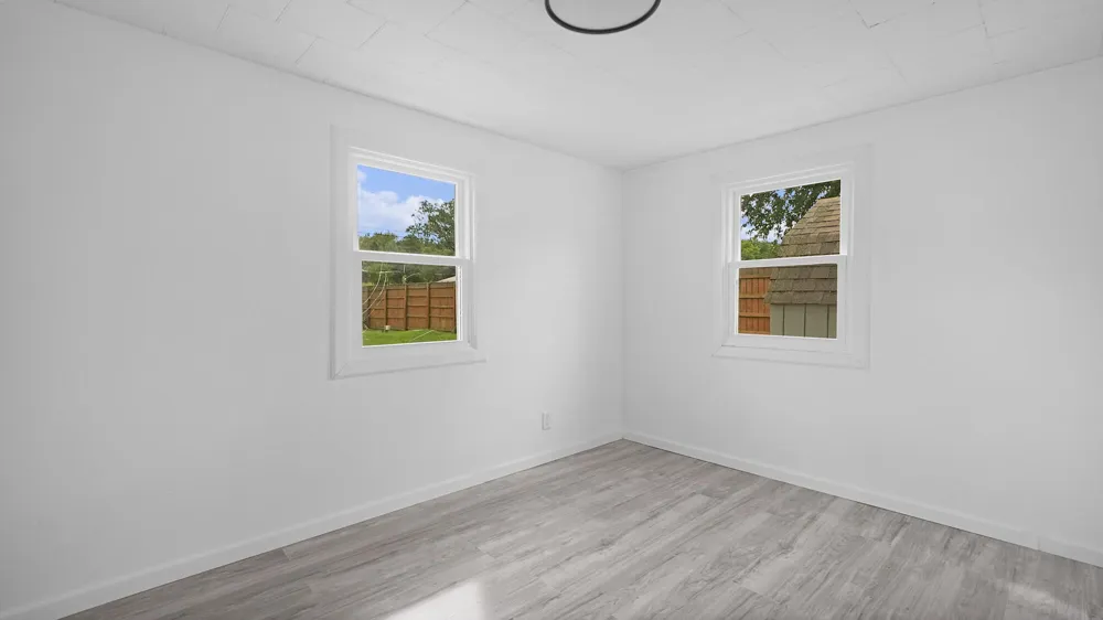 2759 N M-140 Watervliet Township, MI 49098