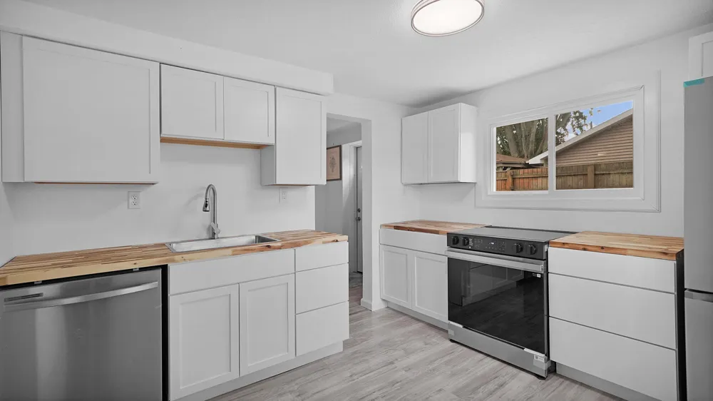 2759 N M-140 Watervliet Township, MI 49098