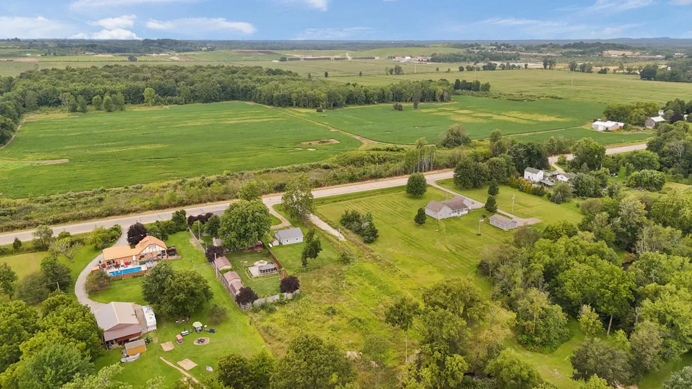 2759 N M-140 Watervliet Township, MI 49098