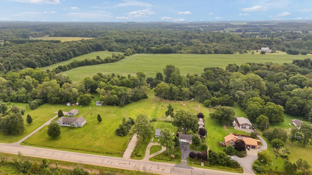 2759 N M-140 Watervliet Township, MI 49098