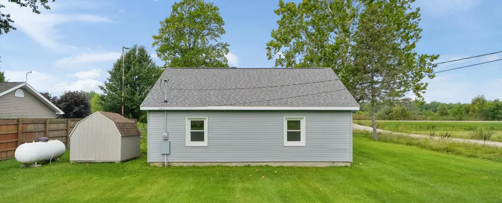 2759 N M-140 Watervliet Township, MI 49098