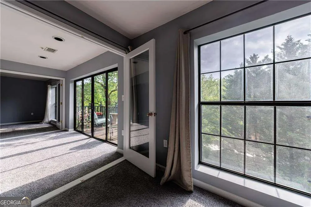 27306 Plantation DR NE Atlanta, GA 30324