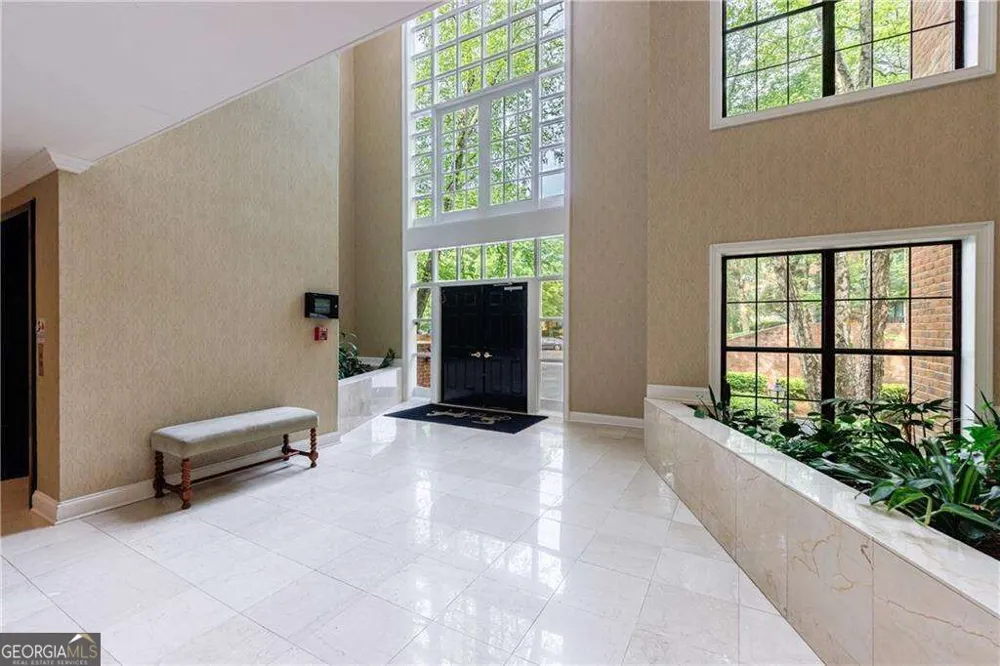 27306 Plantation DR NE Atlanta, GA 30324