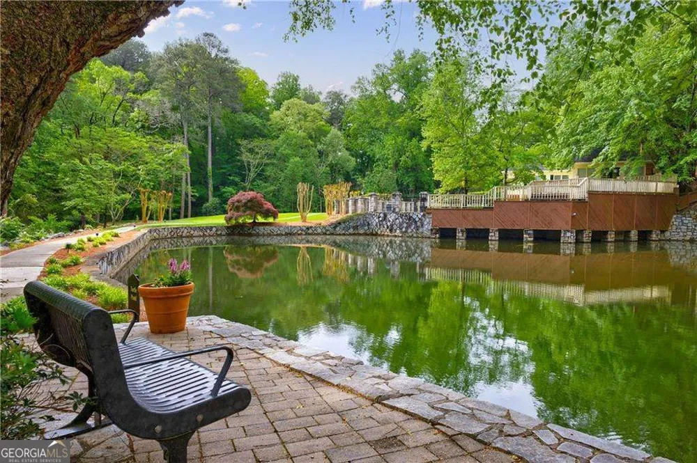 27306 Plantation DR NE Atlanta, GA 30324