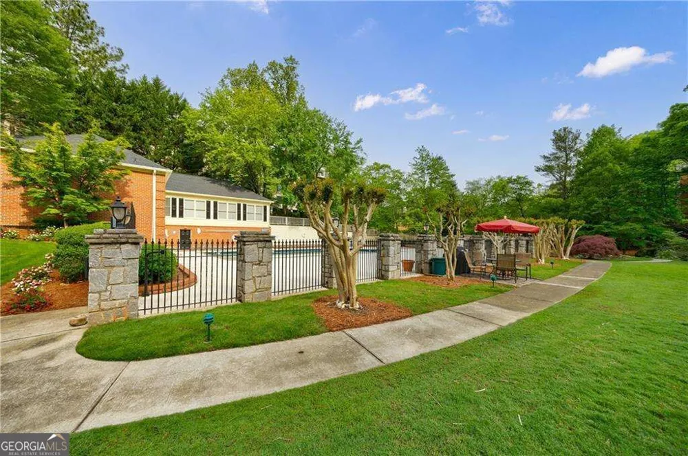 27306 Plantation DR NE Atlanta, GA 30324