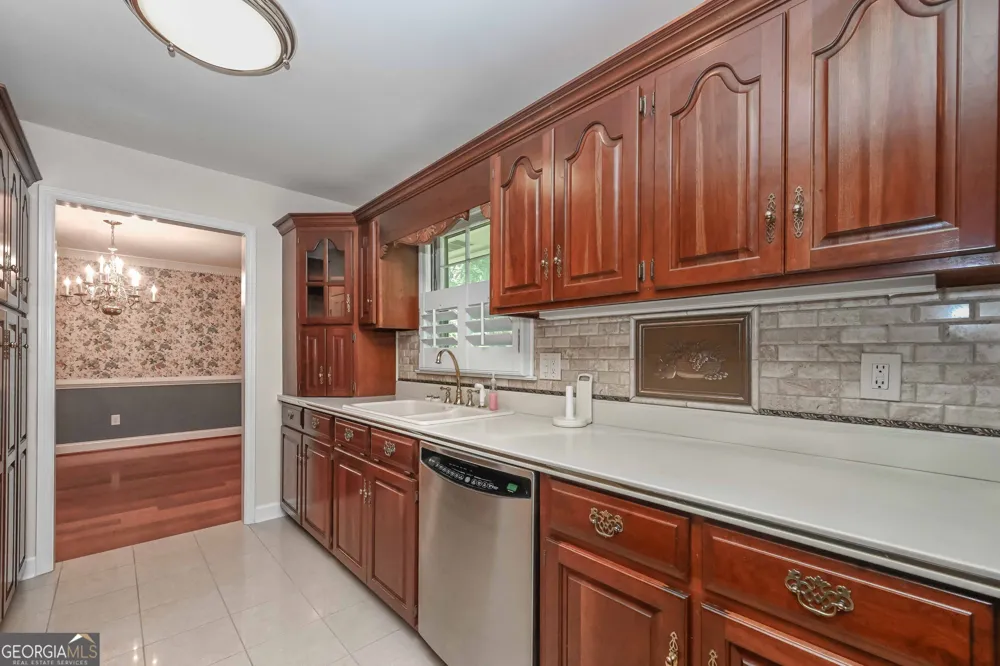 1830 Tara CIR Douglasville, GA 30135